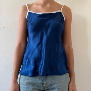 La vie en rose blue tank top